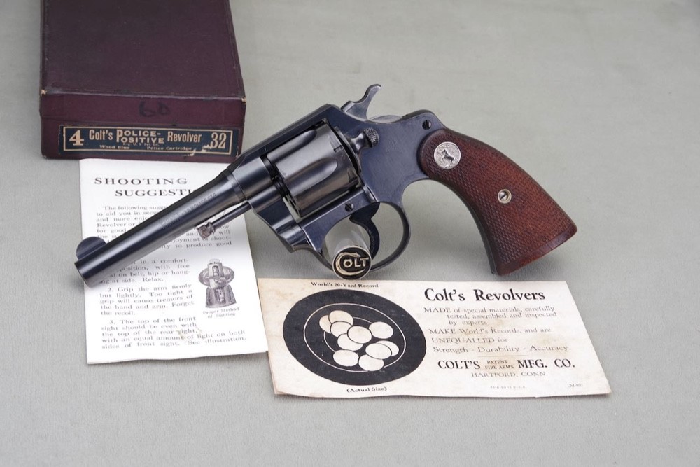 1927 Colt Police Positive 32 4'' Blue with Original Box-img-0