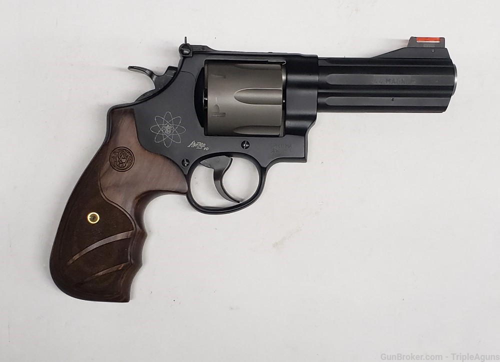 Smith & Wesson 329PD 44 magnum 4.13in barrel CA LEGAL 163414-img-1