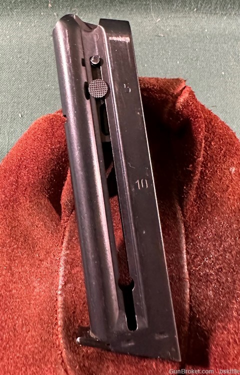 Smith & Wesson 422, used, 6 inch blued barrel, blued slide -img-7