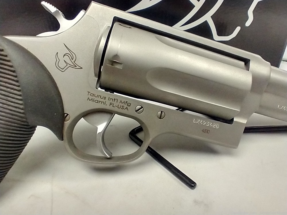 Taurus Judge 45Colt/410Mag 3" SS 5 Rounds 2-441039MAG USED VERY NICE-img-4