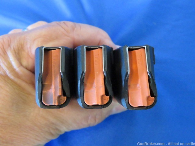 3 Glock Magazines with Safariland Triple Mag Glock 17 or 45 9mm free Ship-img-2