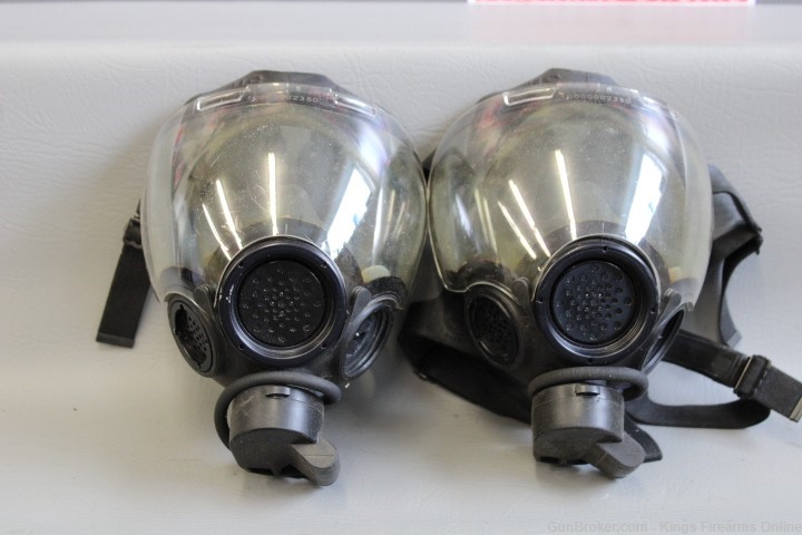 Lot of 2 Small MSA Advantage 1000 Gas Masks Item H-img-0