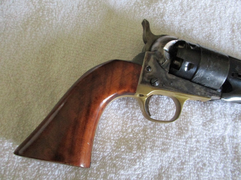 Pietta Colt 1860 Army Model 44 Caliber Black Powder Percussion Revolver-img-1