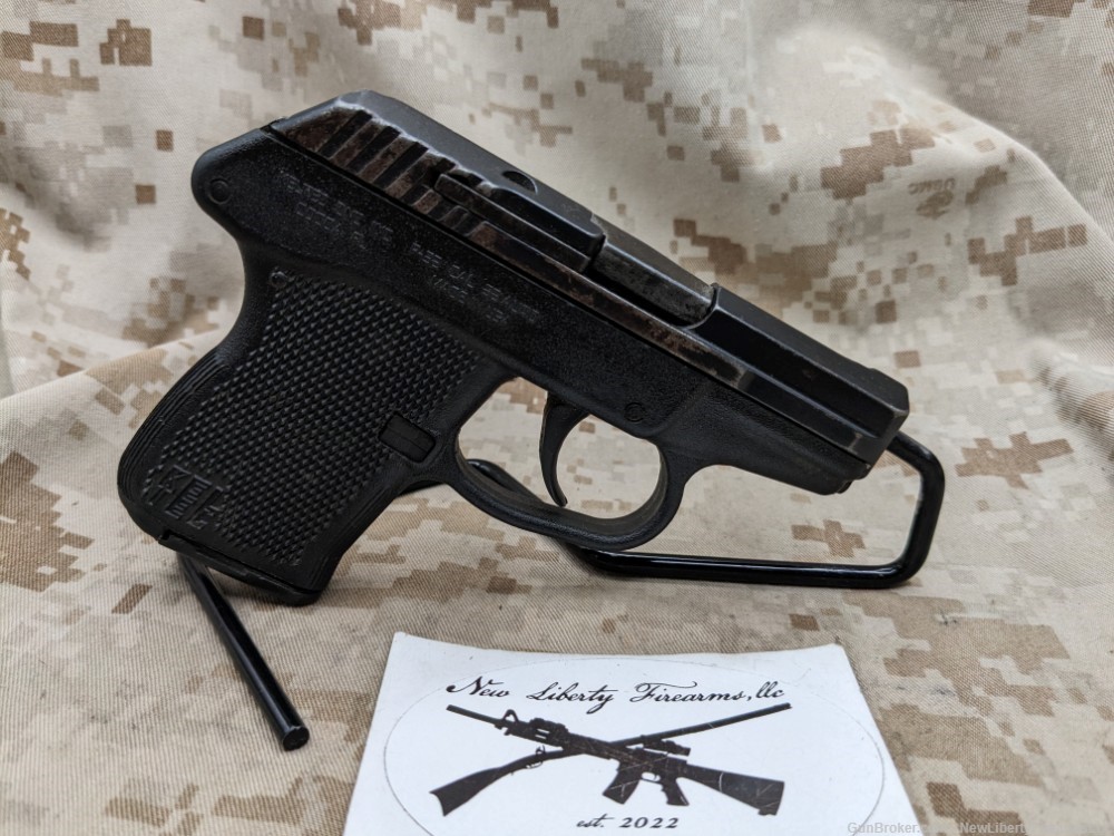 KelTec P32 DAO Pistol, USED 1-7rd Mag Good Condition Pocket Pistol .32ACP-img-0