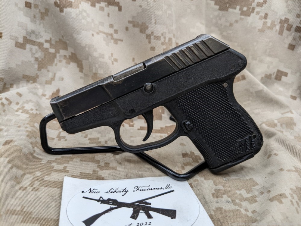 KelTec P3AT DAO Pistol, USED 1-6rd Mag Good Condition Pocket Pistol .380ACP-img-1