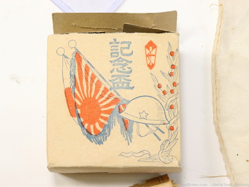 Japanese Soldiers Lot 6.5 Ammunition Sake Bowls Cigarettes Post Cards-img-11