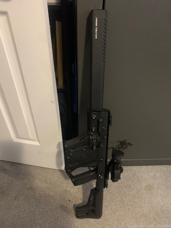 Used Kriss Vector CRB 9mm with 40 round Kriss mag-img-2