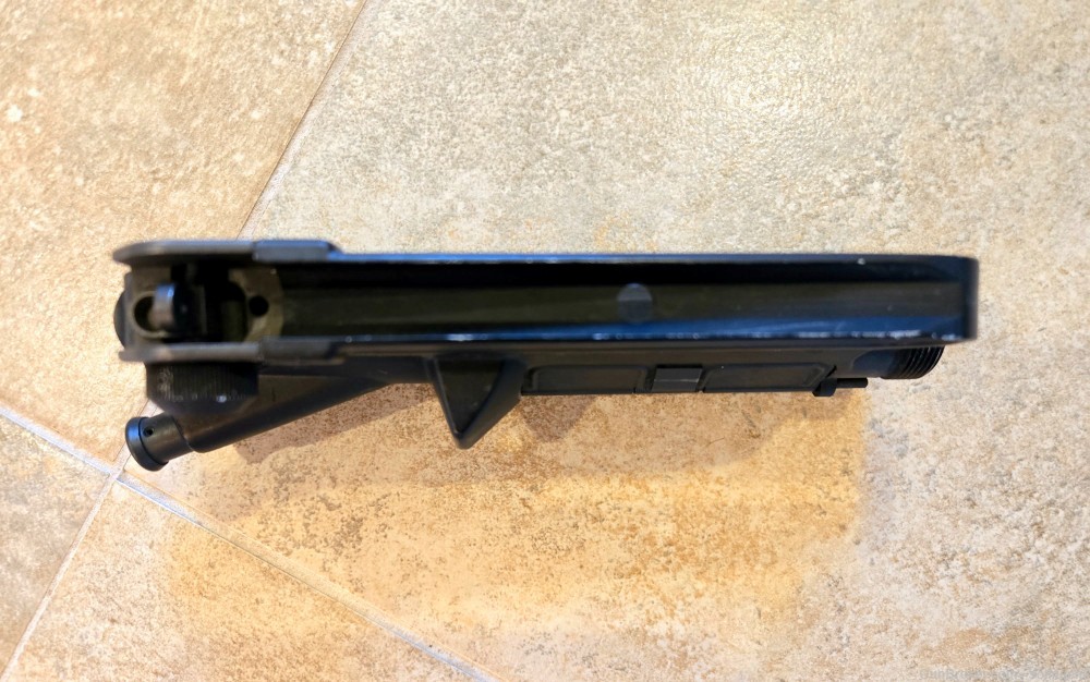 Colt Clone M16A2 Mil-Spec A2 Upper Receiver M4 Feed Ramps AR-15 Bushmaster-img-3