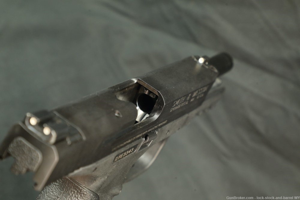 Smith & Wesson M&P40 PRO Series .40S&W 4.25” Semi-Auto Pistol MFD 2013-img-15