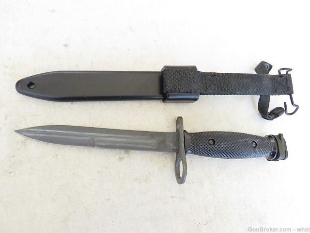 USGI M7 AR-15 or M16 Bayonet & M10 Scabbard Ontario Marked   Excellent-img-4
