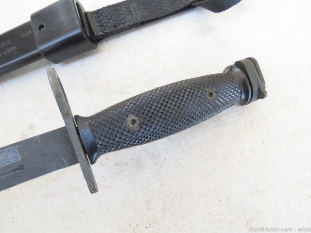 USGI M7 AR-15 or M16 Bayonet & M10 Scabbard Ontario Marked   Excellent-img-2