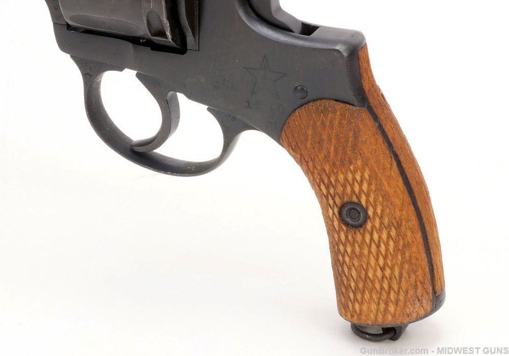 Russian  Nagant M1895 revolver  7.62x38MMR Revolver-img-1