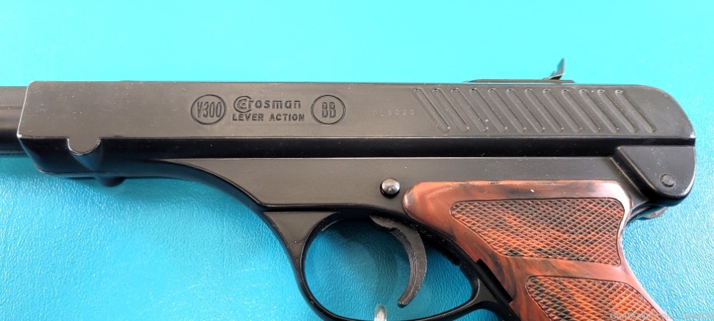 Vintage Crosman V300 in Box Paperwork BB Pistol Dealer Item + Provenance-img-8