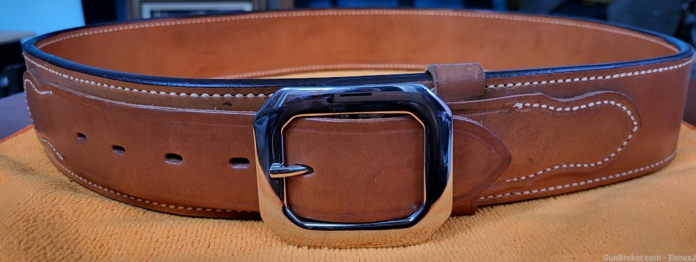 Bianchi .38 / .357 Leather Belt (32-34" waist)-img-0