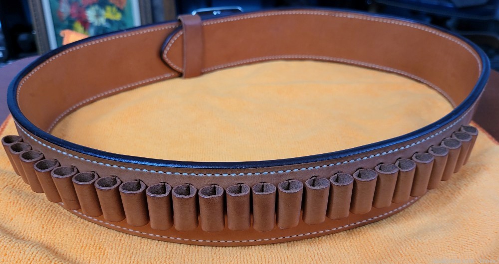 Bianchi .38 / .357 Leather Belt (32-34" waist)-img-1