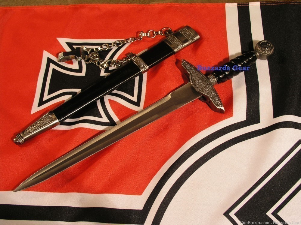 World War II Luftwaffe Replica Dagger With Hanger-img-1