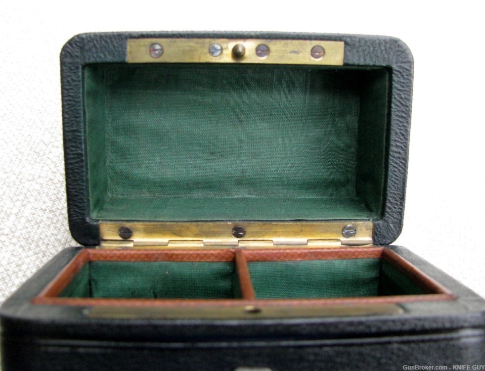 MINT ANTIQUE LEATHER SILK LINED CRYSTAL BOTTLE SILVER PERFUME CHEST 1880-img-3