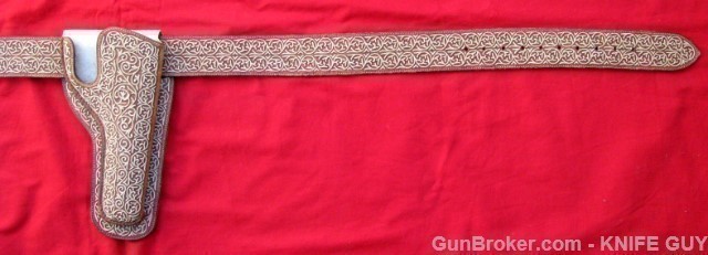 BEST ANTIQUE SILVER SNAKE EMBROIDERED GUN RIG MINT-img-3