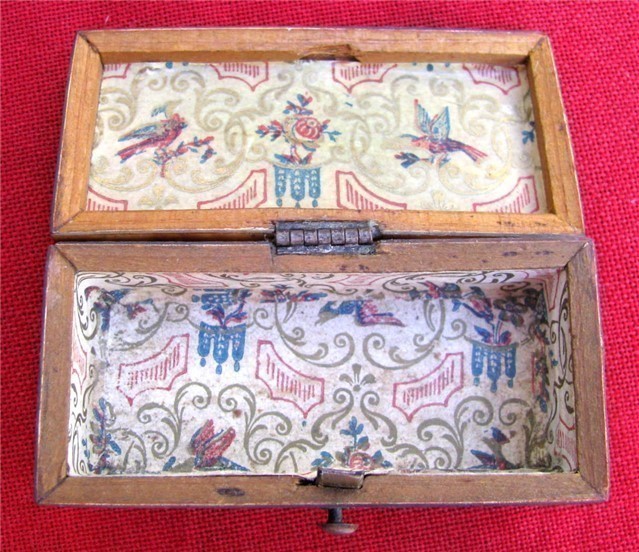 ANTIQUE MINTY SMALL JEWELRY TRINKET BOX C.1800-50-img-5