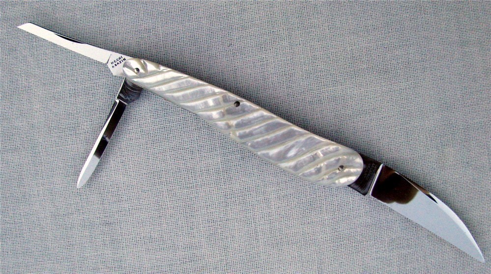 UNIQUE MINT PUBLISHED EXHIBITION SERPENTINE CARVED PEARL WHITTLER 1859-1862-img-17