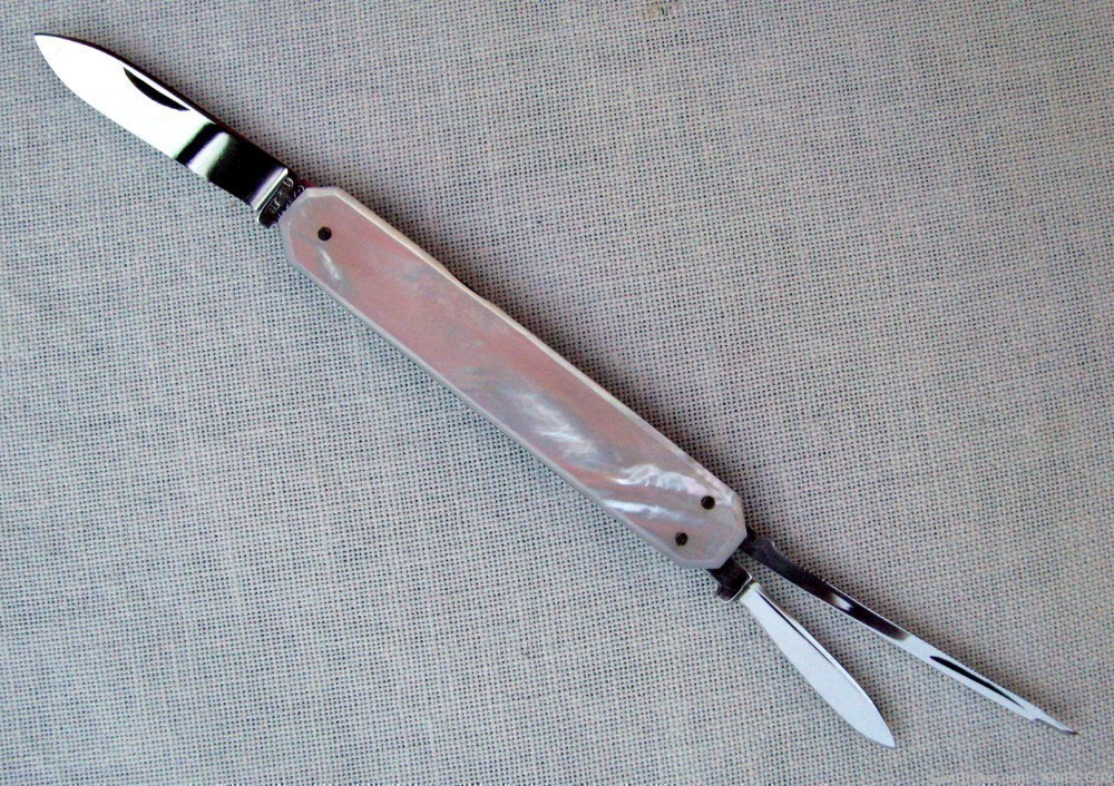 PRISTINE MINT PEARL 3 BLADED BOLSTERLESS GENTLEMANS POCKET KNIFE 1930s-40s-img-6