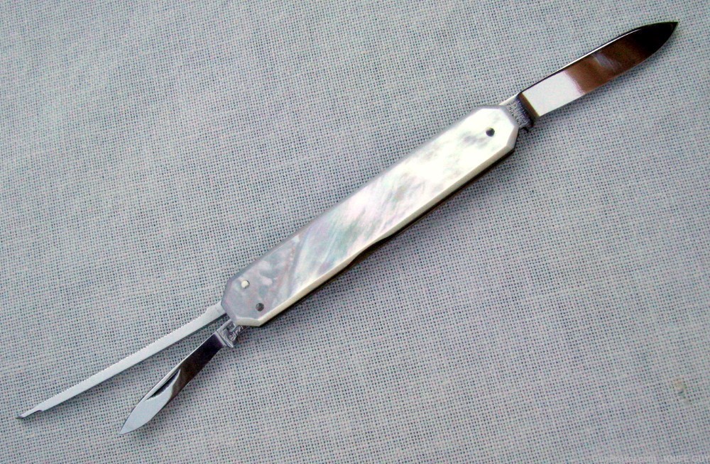 PRISTINE MINT PEARL 3 BLADED BOLSTERLESS GENTLEMANS POCKET KNIFE 1930s-40s-img-10