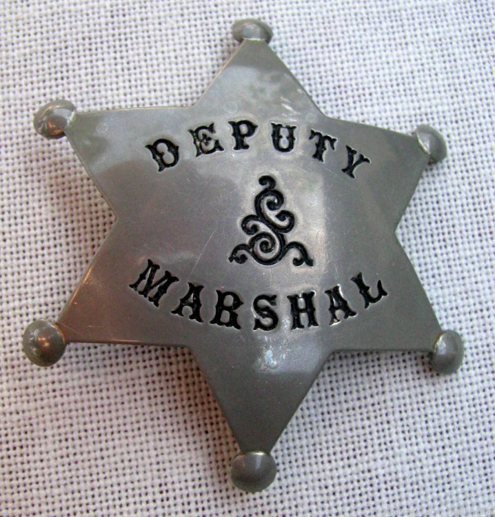 ANTIQUE MINTY EARLY 6 STAR PATTERN DEPUTY MARSHAL BADGE CIRCA 1910-1920s-img-11