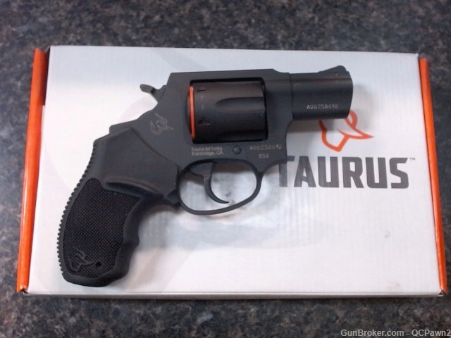 Pre Owned TAURUS 856 2" 6 Shot Revolver 38 Special-img-0
