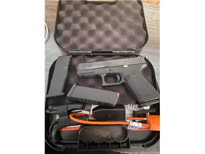 Used Glock 19 Gen 5 with Night Sights
