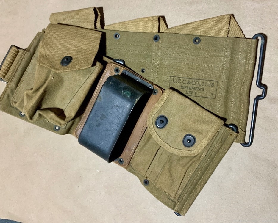 WWI CANVAS MODEL 1918 BAR GUNNER’S AMMO BELT W/BUTT CUP-img-0