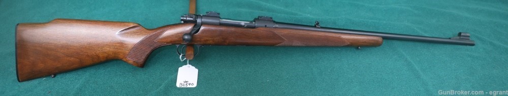 B2876 Winchester 70 Featherweight 243 Win circa 1959 pre 64 -img-1