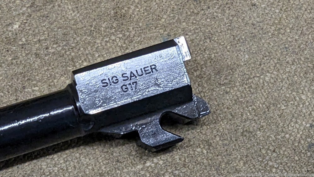 Sig M17 US Surplus  9mm trials pistol,  9mm  1st Armored UDM17-9-Surplus-img-31