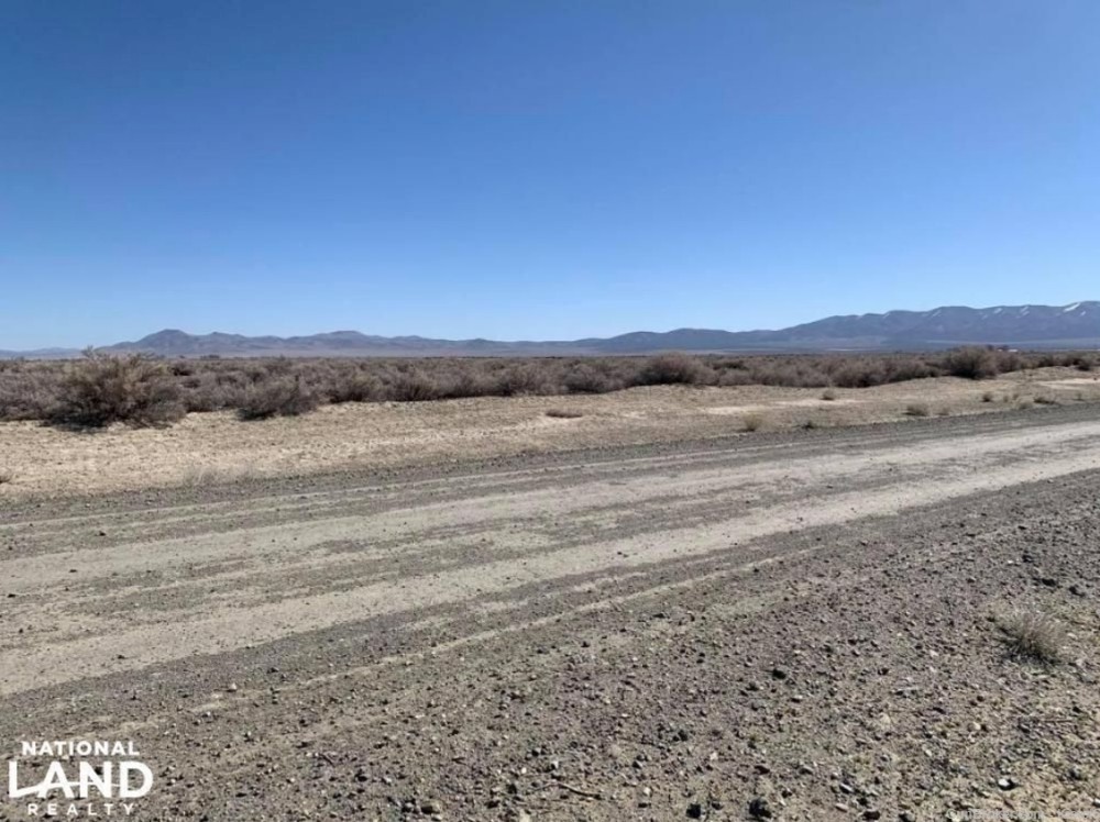 14.5 acres  in humbolt county , nevada  with power  5 minutes off the major-img-17