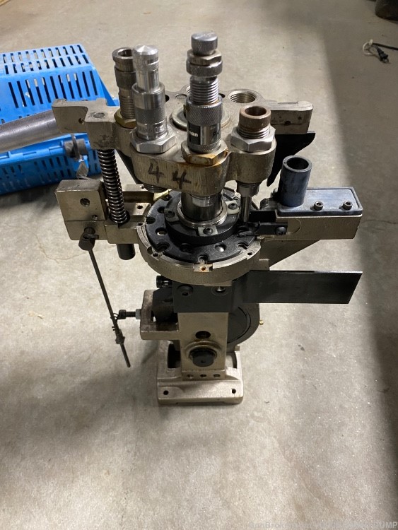 Dillon Precision 1050 loader with tons of parts / dies / accessories -img-5
