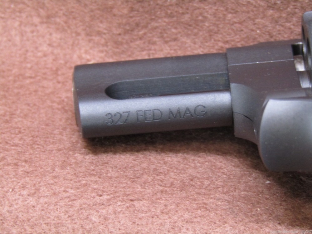 Taurus 327 Federal Magnum 6 Shot Revolver New in Box 2-32721-img-9