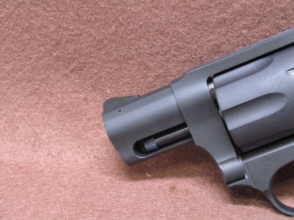 Taurus 327 Federal Magnum 6 Shot Revolver New in Box 2-32721-img-8