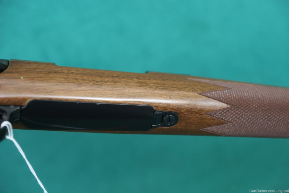 B3364 Remington 700 Classic 6.5X55 Swedish in box high condition-img-2