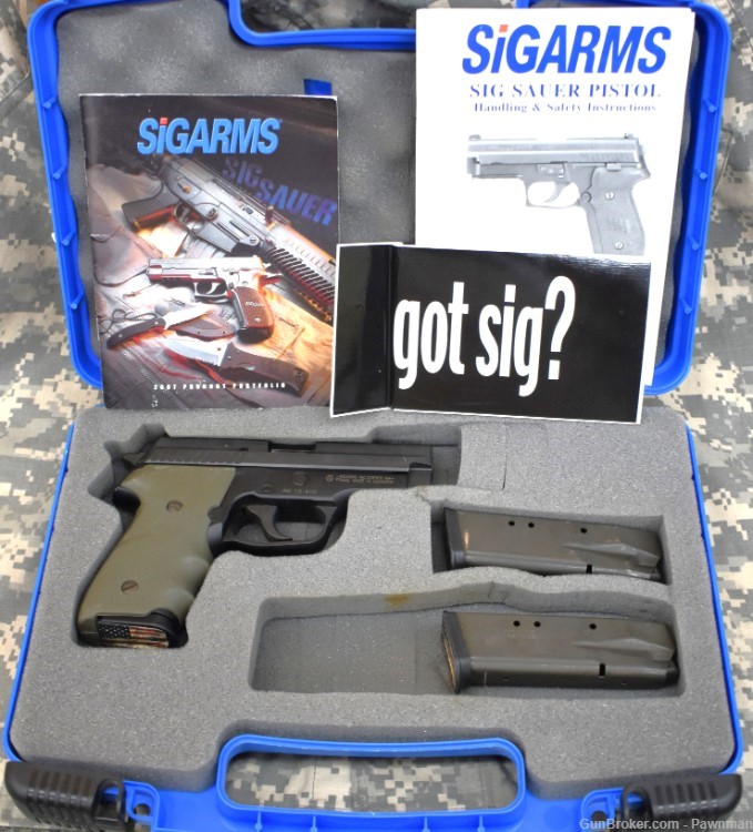 SIG Sauer P229 in 40 S&W-img-12