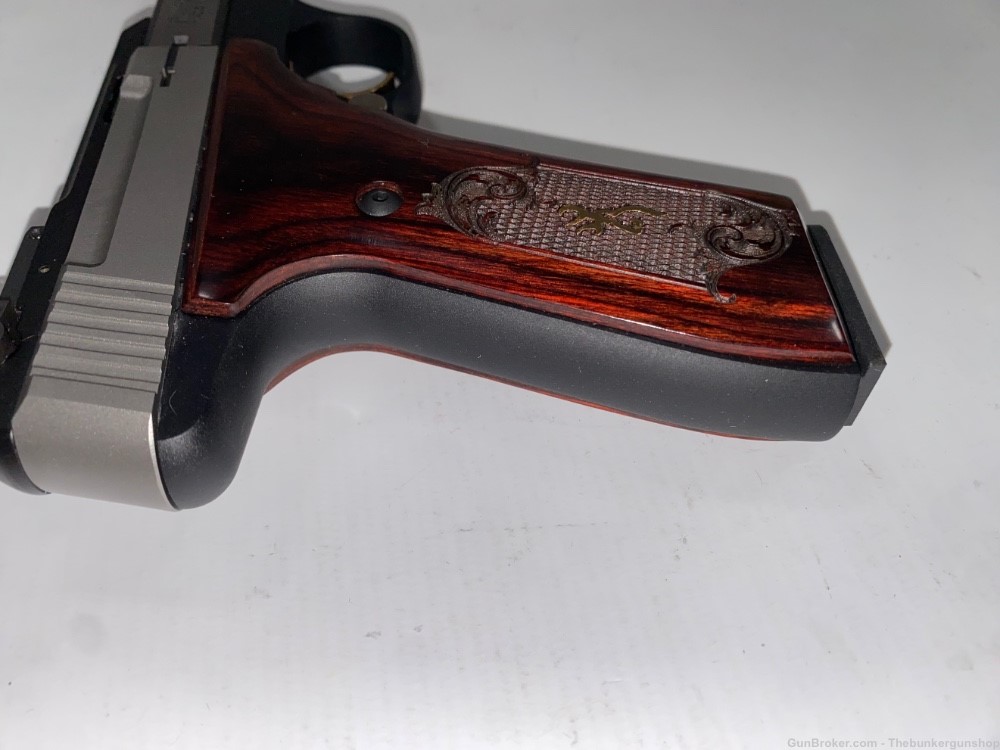USED! BROWNING MODEL BUCKMARK MEDALLION ROSEWOOD .22 LR $.01 PENNY AUCTION-img-10