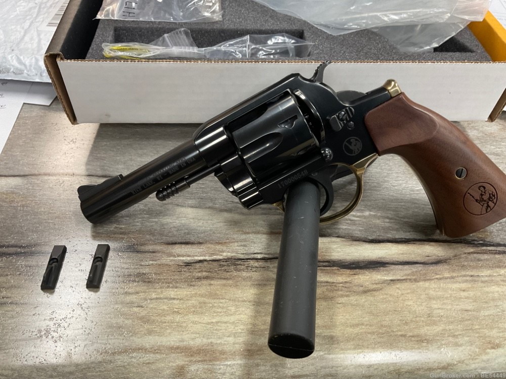Henry Big Boy Revolver Gunfighter Grip H017GDM 4” 357/38 GREAT DEAL!-img-0