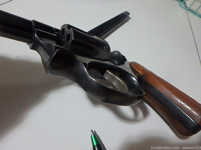 22 CAL SMITH AND WESSON MODEL 34-1 IN A 4 INCH BLUED GUN LIKE NEW-img-5