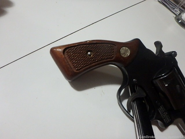 22 CAL SMITH AND WESSON MODEL 34-1 IN A 4 INCH BLUED GUN LIKE NEW-img-7