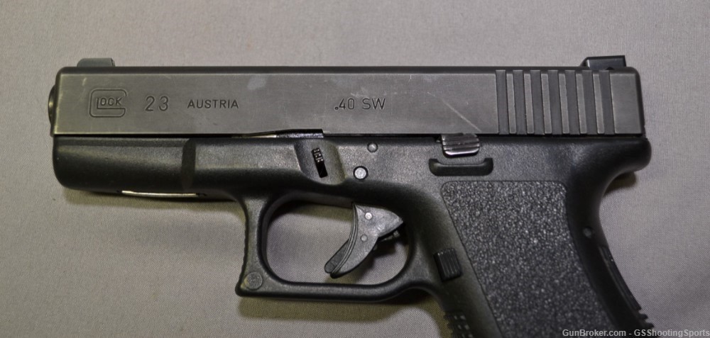 Glock 23 Gen 2 with 2 mags + 9mm Barrel conversion and magazine-img-2