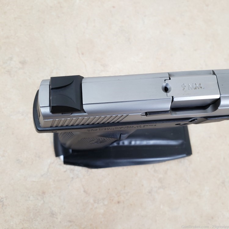 Smith & Wesson SW9VE 9mm Semi-Auto Pistol-img-15