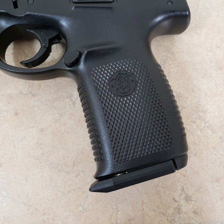 Smith & Wesson SW9VE 9mm Semi-Auto Pistol-img-1