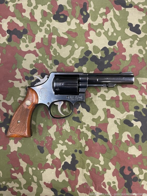 Smith and Wesson Model 13-2 357 Magnum Heavy Barrel K Frame Revolver-img-1