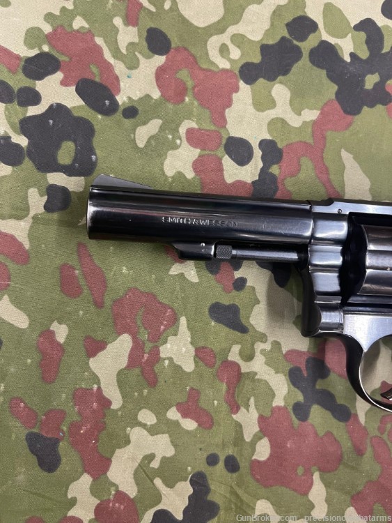 Smith and Wesson Model 13-2 357 Magnum Heavy Barrel K Frame Revolver-img-5