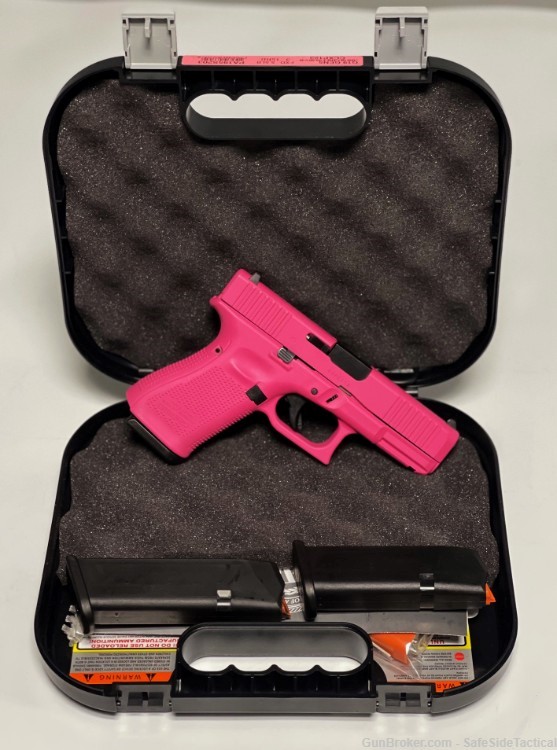 THIS EDC IS HOT...pink. Glock 19 Gen 5 w/ Custom Pink Cerakote - 3 mags!-img-7