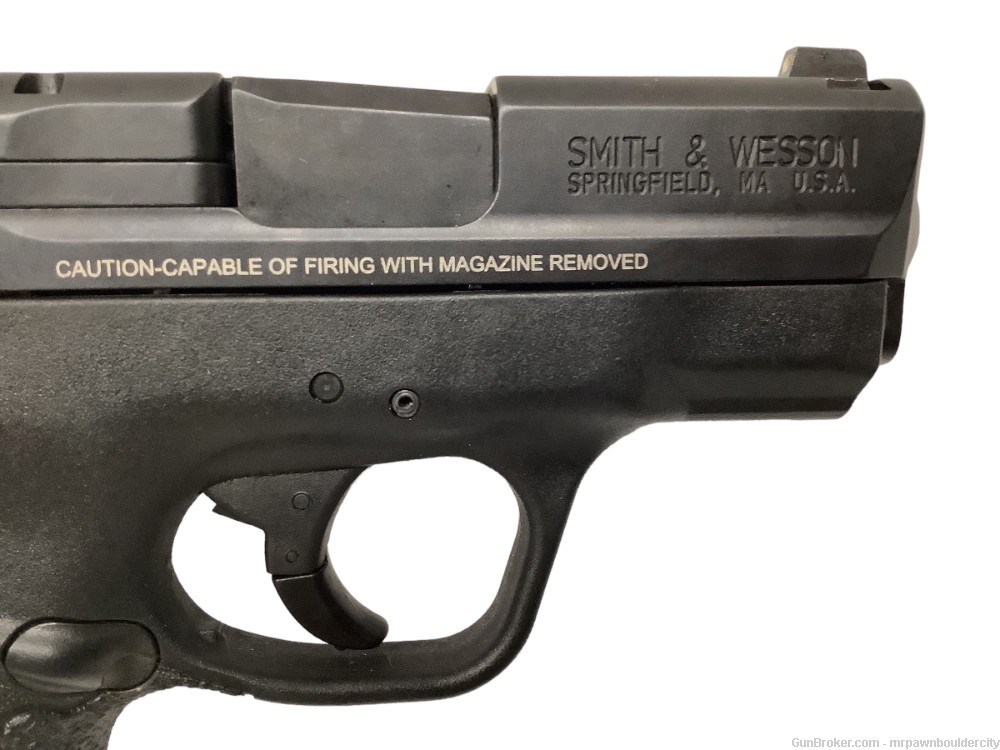 Smith & Wesson M&P 9 Shield Semi Auto 9mm Pistol VERY GOOD!-img-5