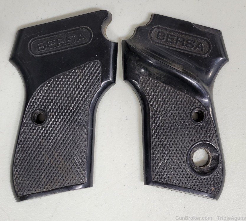 Bersa factory black plastic grips magazine release on bottom of grip-img-0